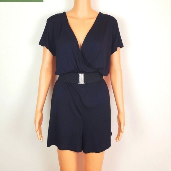 H&M short sleeve wrap front romper size M - Picture 2 of 12